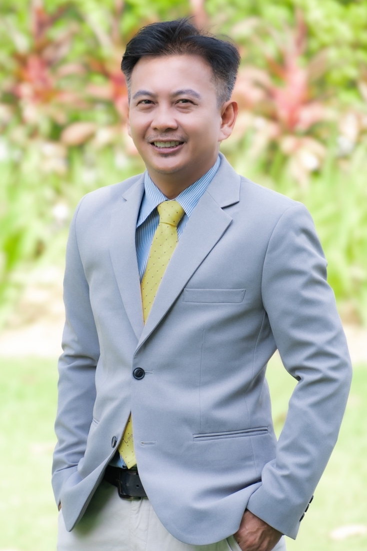 อ.ดร.เฉลิมเกียรติ สุริยะวงศ์